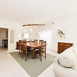 Valley House - Aldeia Do Meco, Sesimbra 別荘